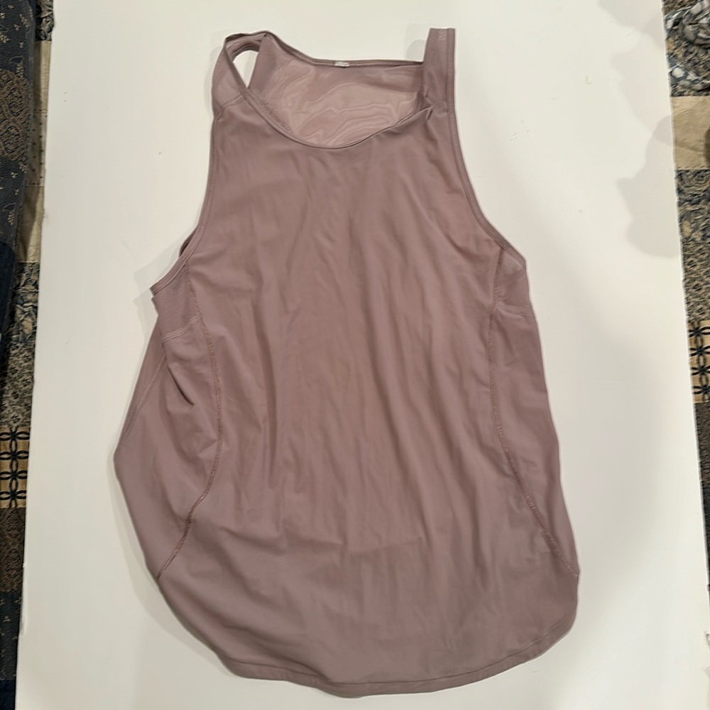Lululemon tank